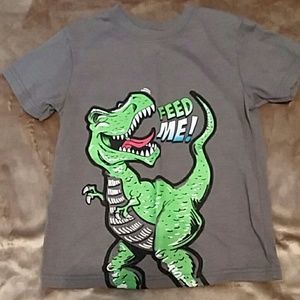 Boys size 5 t-shirt